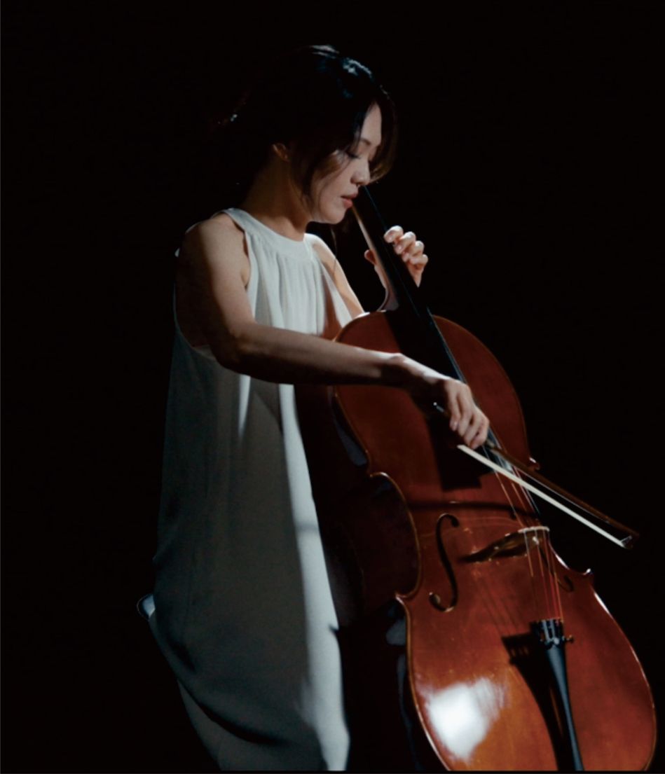 歌手蜜雪情緒崩潰大哭新歌《真心的擁抱》 渴望被愛、渴望被理解